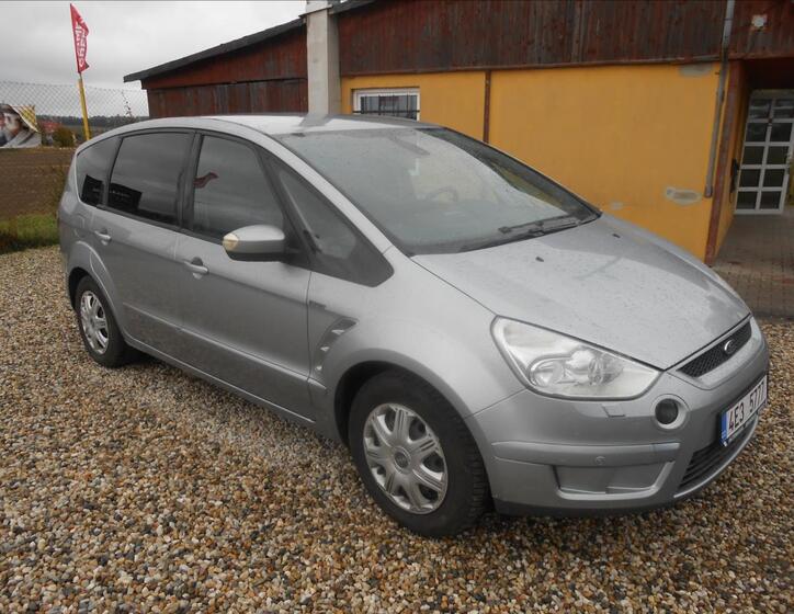 Ford S-MAX 3
