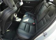 Volvo V60 19