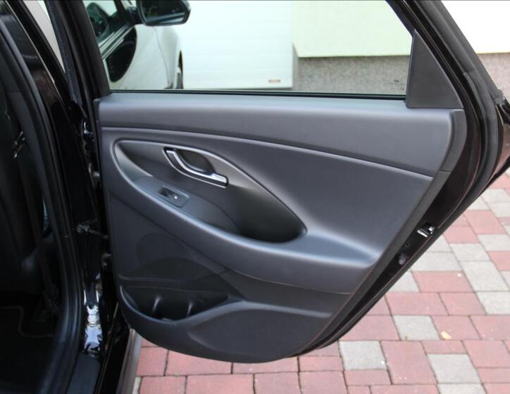 Hyundai i30 21