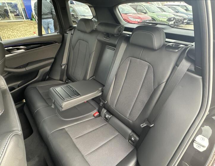 BMW X3 20
