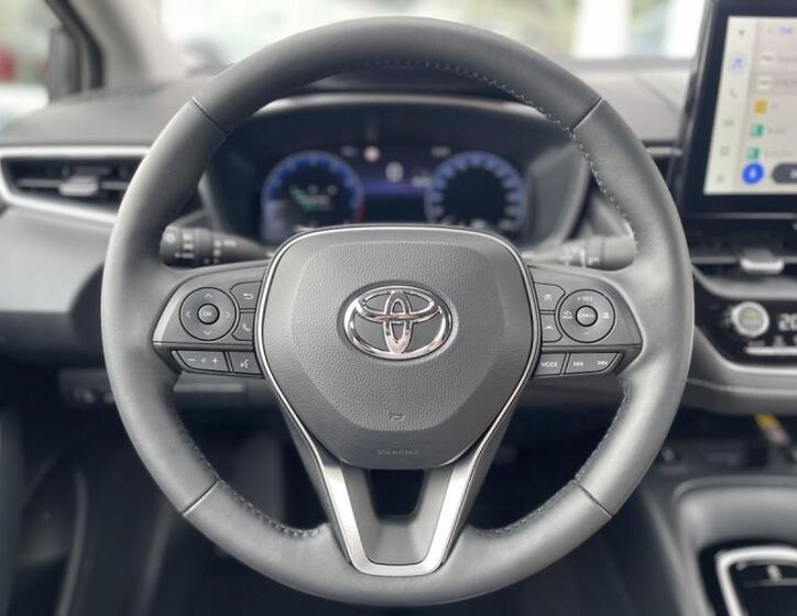Toyota Corolla 16