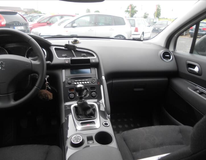 Peugeot 3008 14