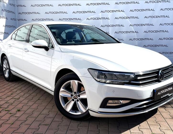 Volkswagen Passat 1