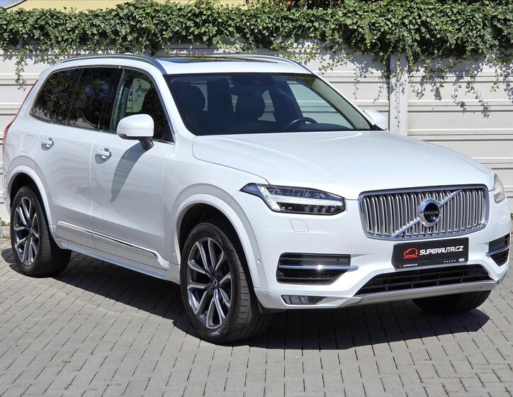 Volvo XC90 1