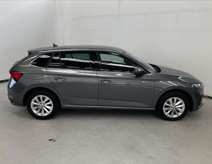 Škoda Scala 4