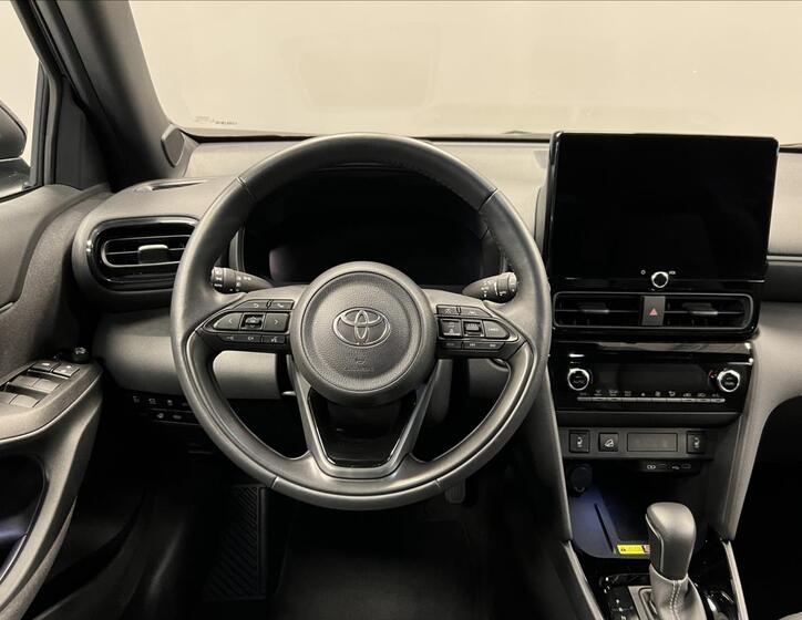 Toyota Yaris Cross 5