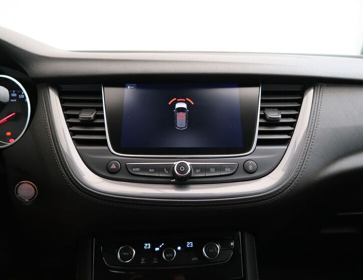 Opel Grandland X 28