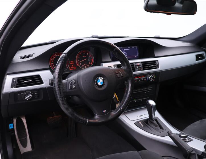 BMW Řada 3 32