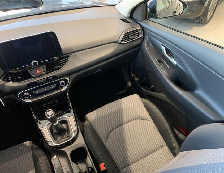 Hyundai i30 17