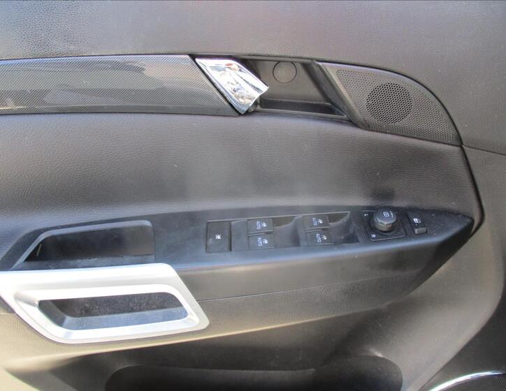 Opel Antara 21