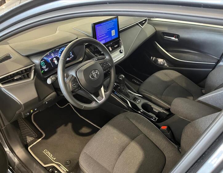 Toyota Corolla 8