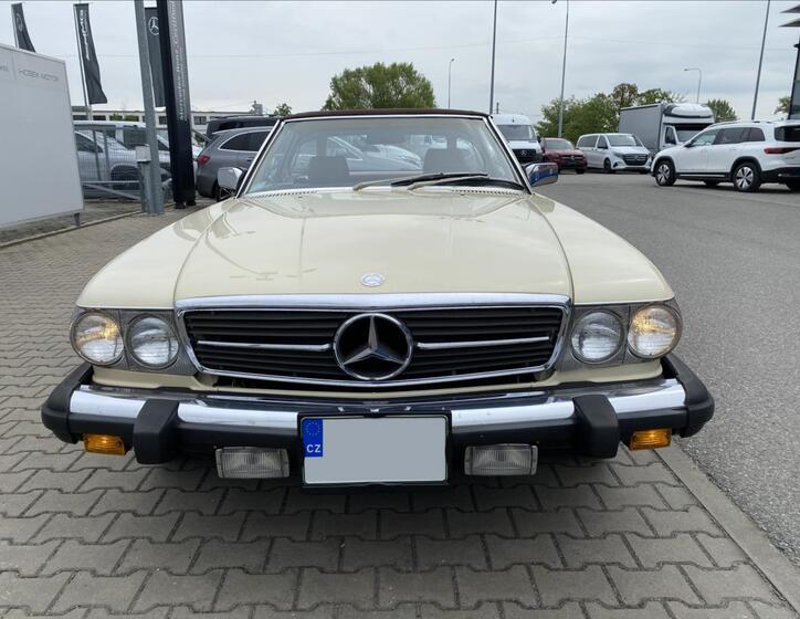 Mercedes-Benz SL 9