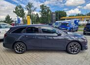 KIA Ceed 4