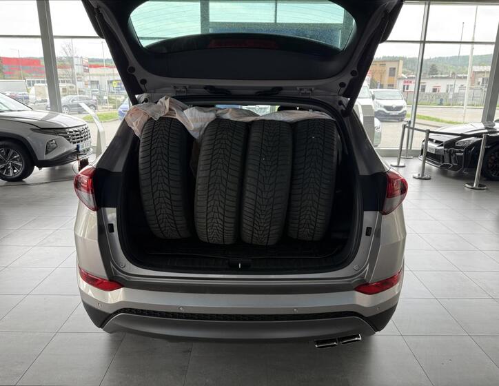 Hyundai Tucson 24