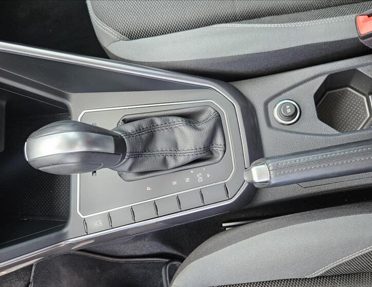 Volkswagen Polo 13