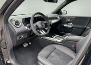 Mercedes-Benz GLB 9