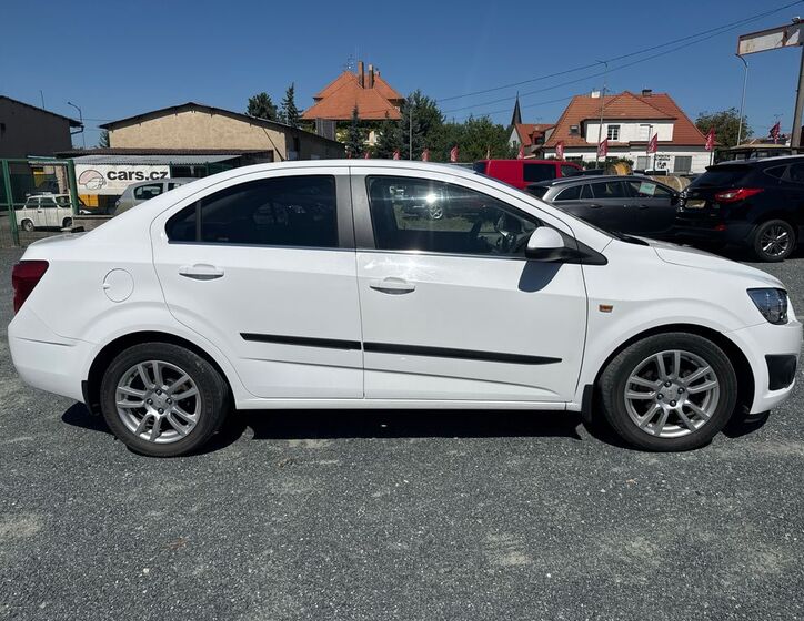 Chevrolet Aveo 7