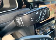 Volkswagen Golf 10