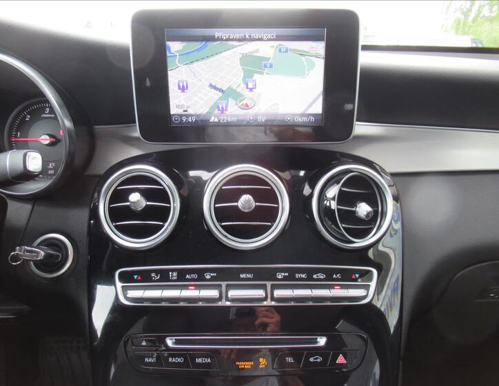 Mercedes-Benz GLC 10