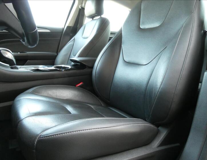Ford Mondeo 31