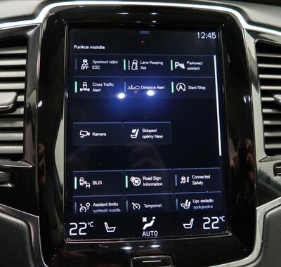 Volvo XC90 23