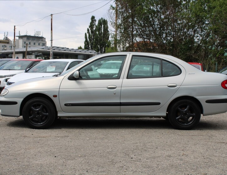 Renault Mégane 8