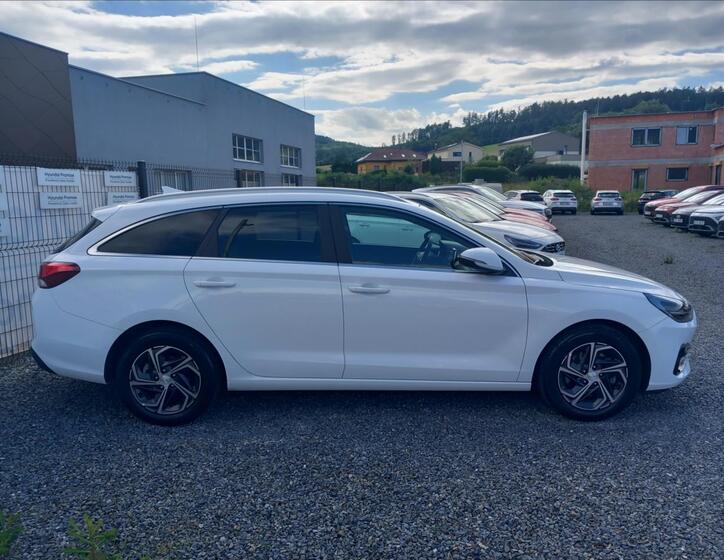 Hyundai i30 5