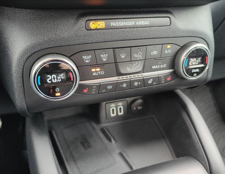 Ford Kuga 28