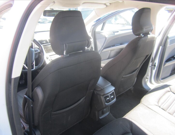 Ford Mondeo 25