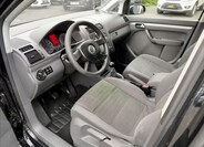 Volkswagen Touran 16
