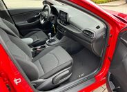 Hyundai i30 16