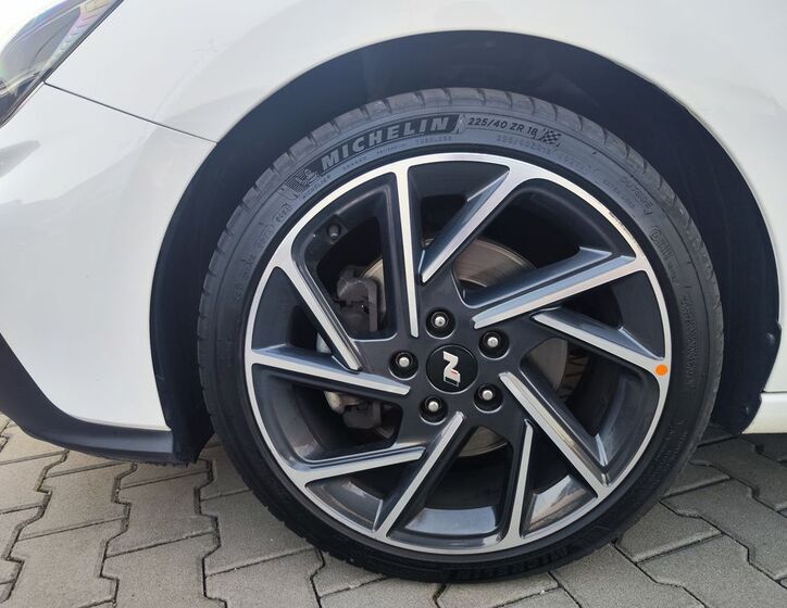 Hyundai i30 33