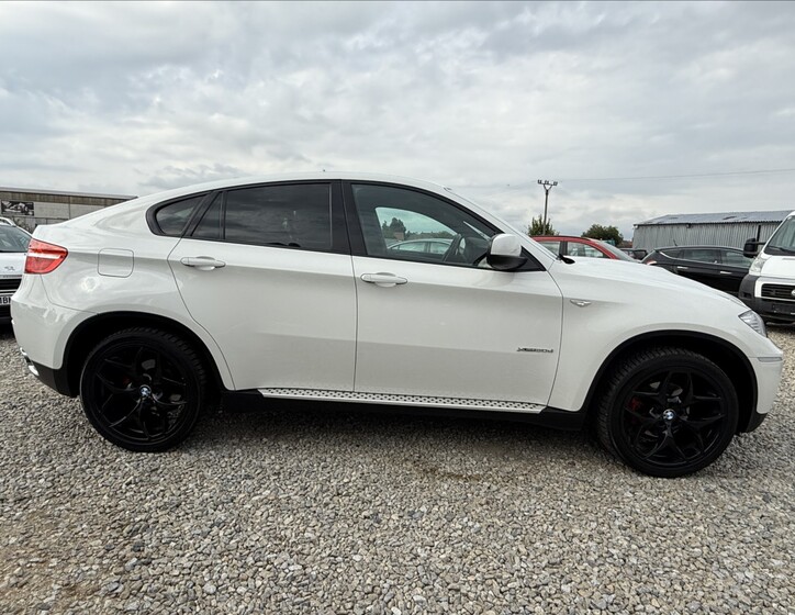 BMW X6 4