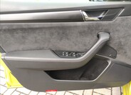 Škoda Superb 9