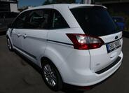 Ford Grand C-MAX 4