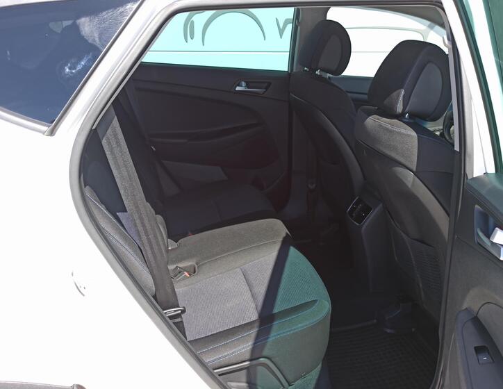 Hyundai Tucson 13