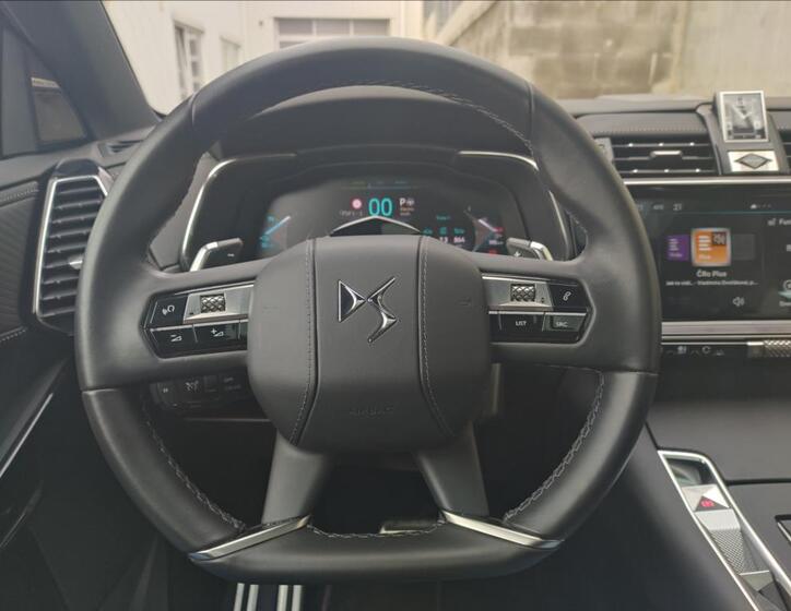 DS Automobiles DS7 9