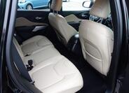 Jeep Cherokee 33