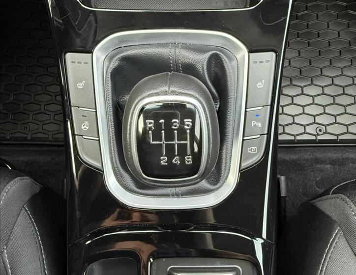 Hyundai i30 19
