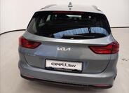 KIA Ceed 5