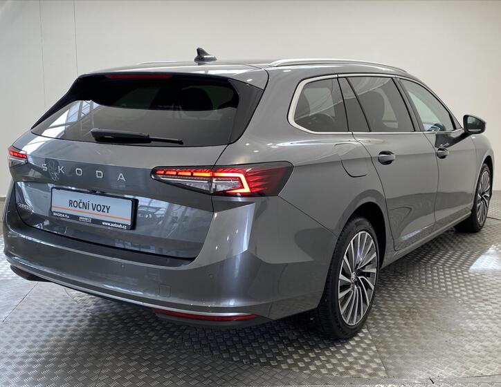Škoda Superb 2