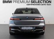 BMW i7 4