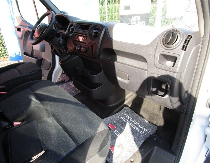 Opel Movano 12