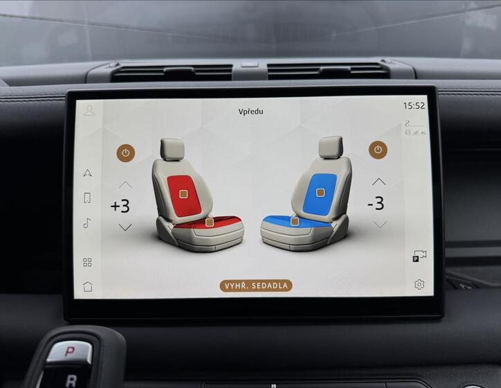 Land Rover Defender 19