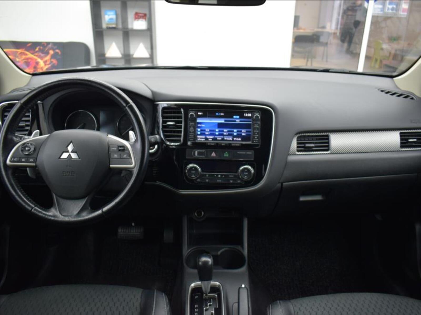 Mitsubishi Outlander 15