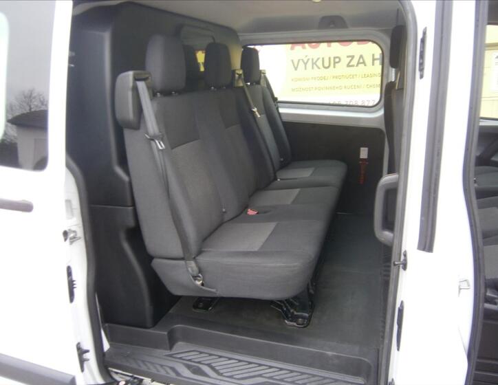 Ford Transit Custom 8