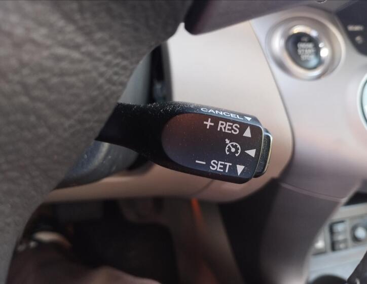 Toyota RAV4 12