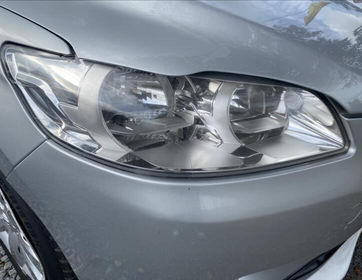 Peugeot 301 43