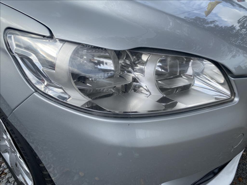 Peugeot 301