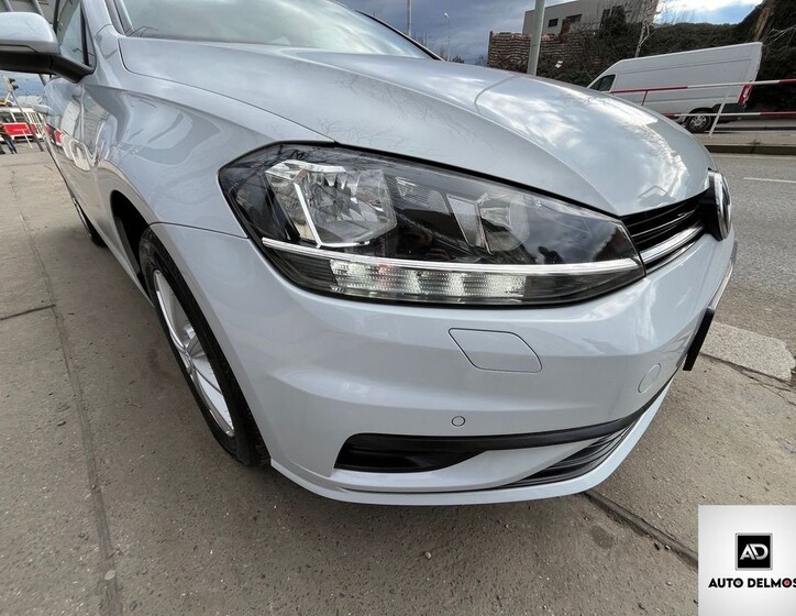 Volkswagen Golf 13